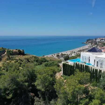 Chimenea - Luxury With Infinity Pool & Stunning Sea Views - Lual Vila Nerja