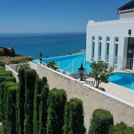 Vila Chimenea - Luxury With Infinity Pool & Stunning Sea Views - Lual
