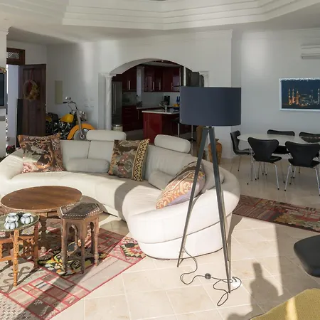 Villa Chimenea 16 *