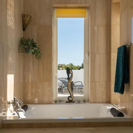 Vila Chimenea - Luxury With Infinity Pool & Stunning Sea Views - Lual