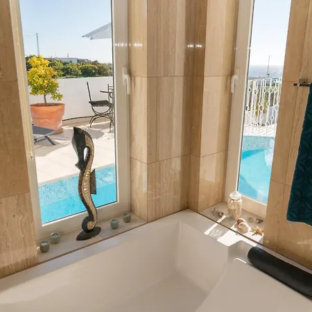 Chimenea - Luxury With Infinity Pool & Stunning Sea Views - Lual Vila Nerja